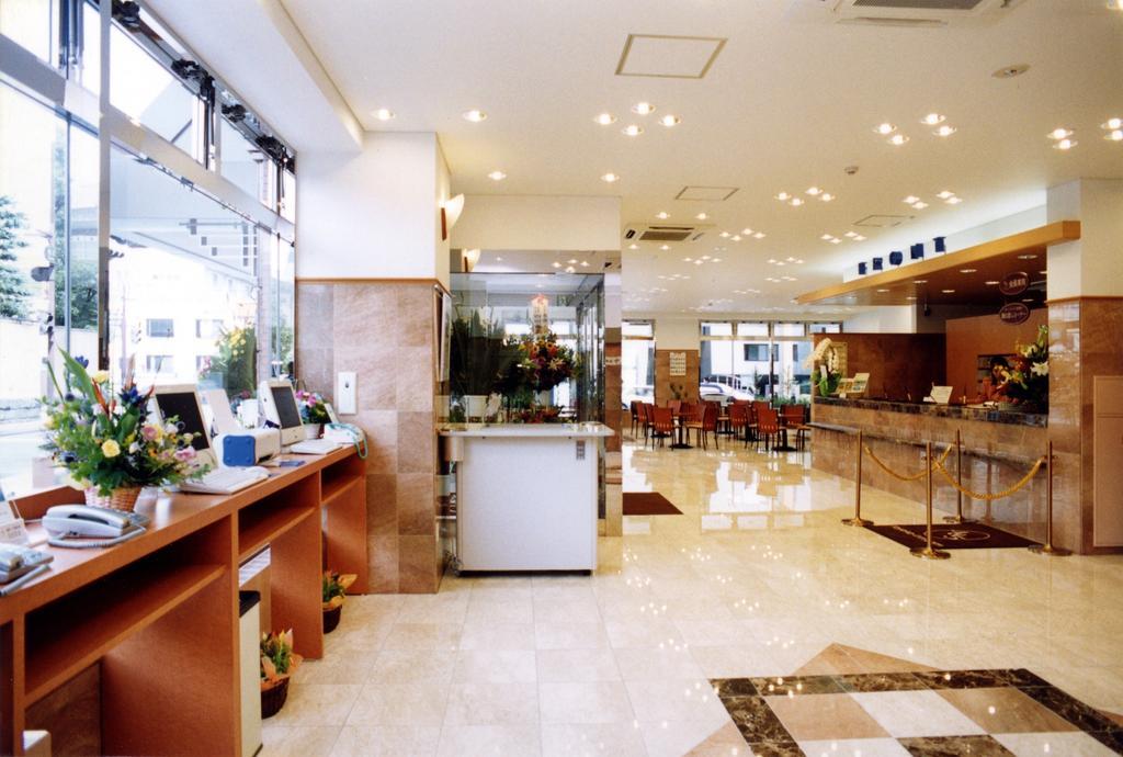 Toyoko Inn Kofu-Eki Minami-Guchi No.1 Buitenkant foto