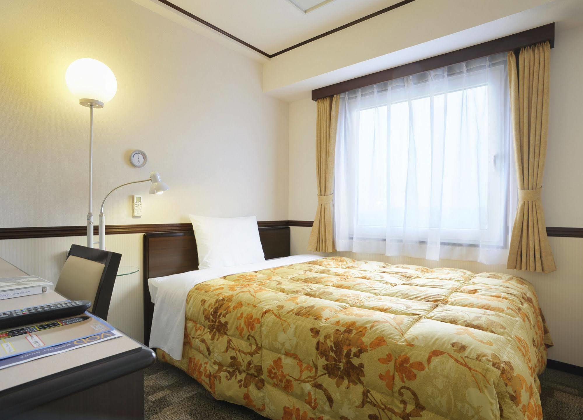 Toyoko Inn Kofu-Eki Minami-Guchi No.1 Buitenkant foto